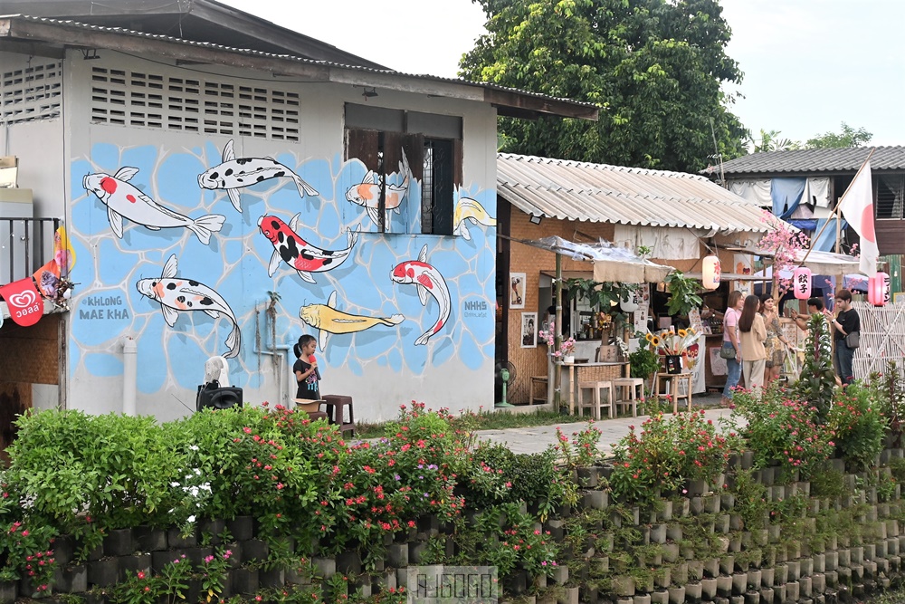2026清邁自由行 湄卡運河市集 Khlong Mae Kha 古護城河改造日泰混搭風格夜市