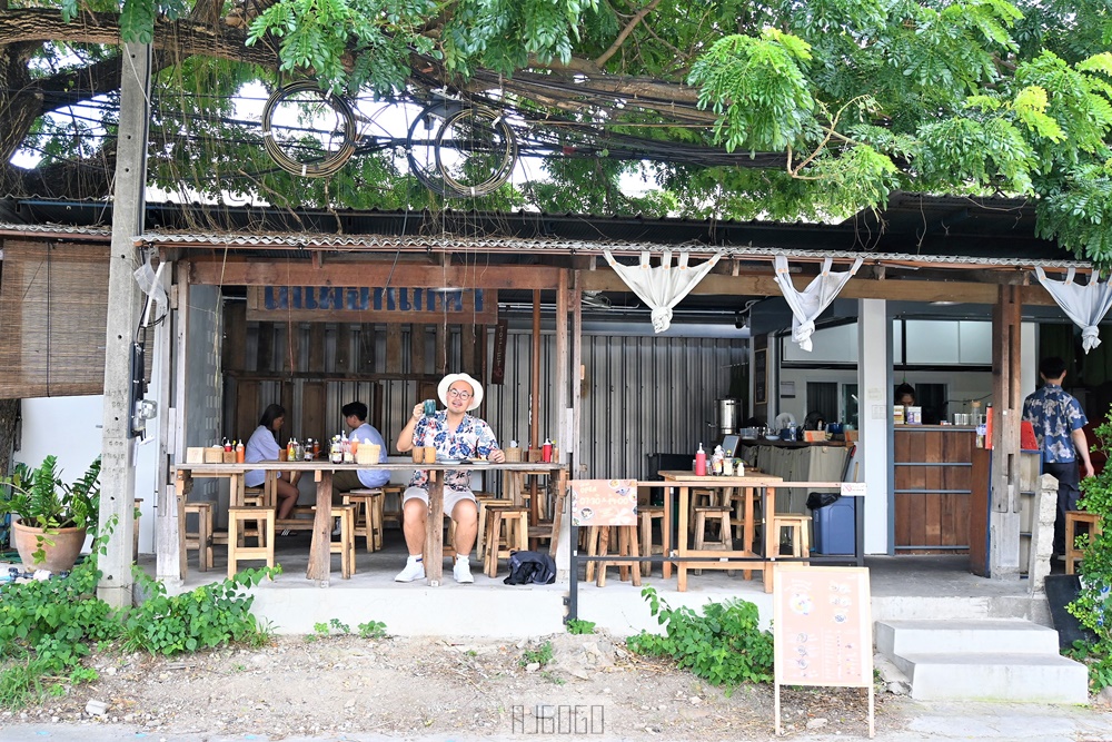 2026清邁美食 清邁網紅系早午餐 Gopuek Godum Chiangmai 4色卡士達醬吐司最吸睛