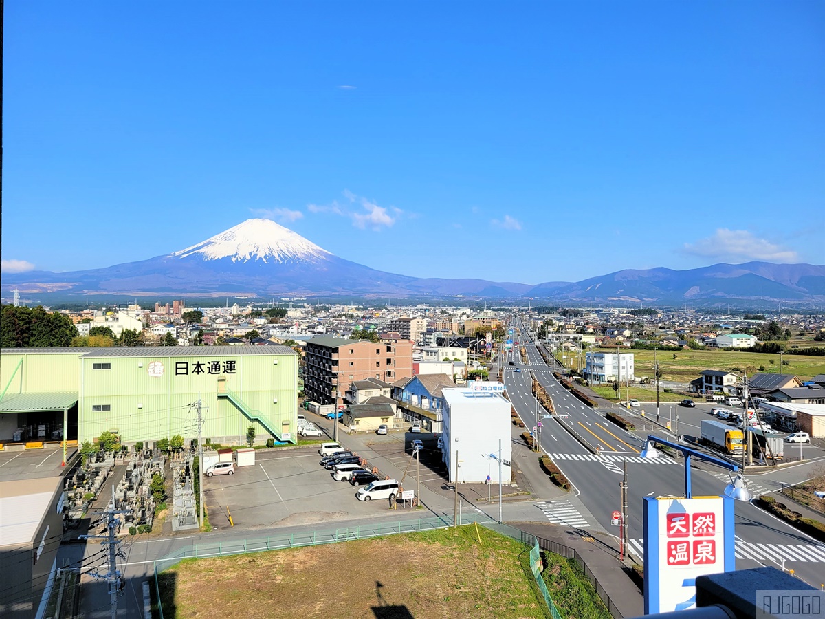 日本靜岡住宿 御殿場市1號超級酒店 雙人房、早餐、大浴場、免費停車場 看得到富士山喔 @AJ的旅行地圖