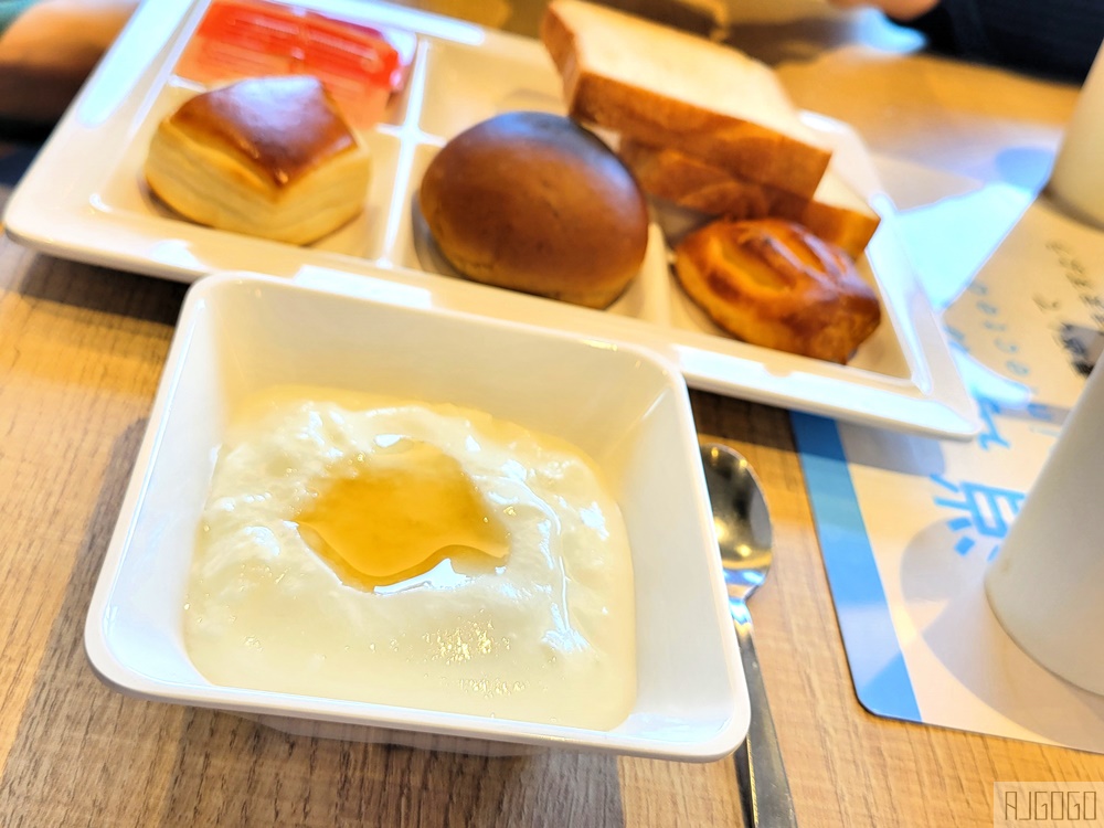 日本靜岡住宿 御殿場市1號超級酒店 雙人房、早餐、大浴場、免費停車場 看得到富士山喔