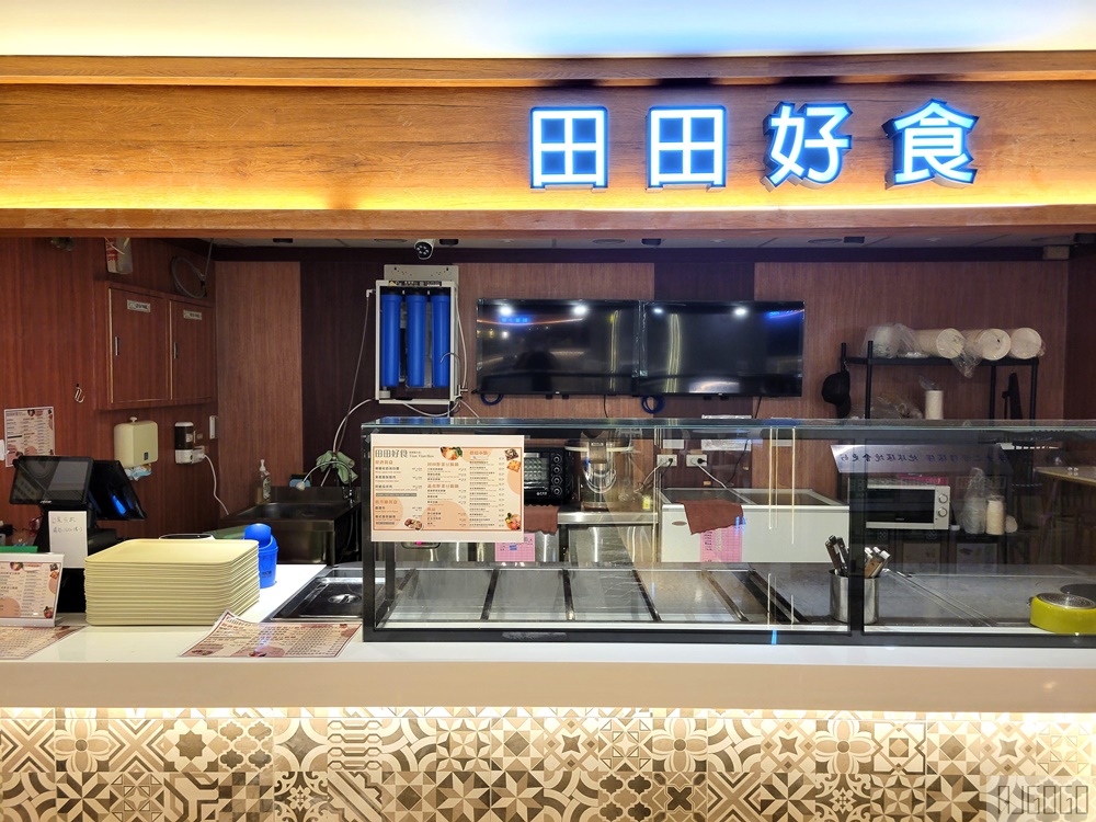 高雄義大醫院美食街 素食、自助餐、魚湯、早餐、全家便利商店 餐廳名單與菜單價格