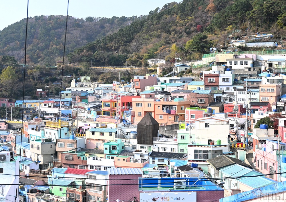 2026釜山景點 甘川文化村 交通攻略 絕美彩色山城藝術村 釜山自由行推薦