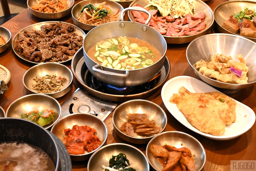 釜山樂天Outlet美食 풍원장-시골밥상집 超澎湃韓定食套餐 樂天超市買什麼 釜山自由行推薦