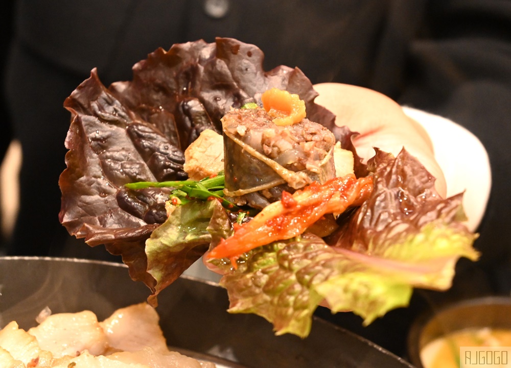 2026釜山自由行 密陽血腸豬肉湯飯海雲台店 沒有豬臭味 醃漬蘿蔔好吃 釜山美食好吃