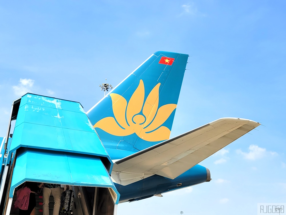越南航空評價 桃園機場-胡志明市-富國島 A321經濟艙飛機餐 胡志明機場轉機