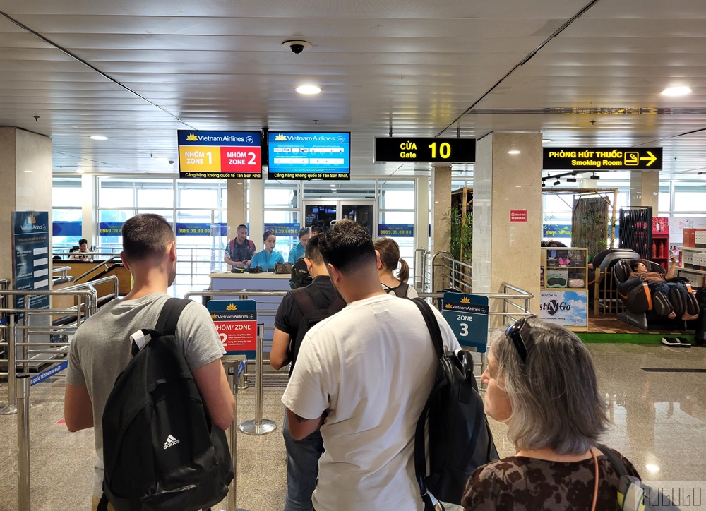 越南航空評價 桃園機場-胡志明市-富國島 A321經濟艙飛機餐 胡志明機場轉機