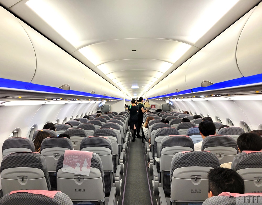 長榮航空評價 台北桃園TPE-香港HKG A321經濟艙飛機餐 開箱BR809