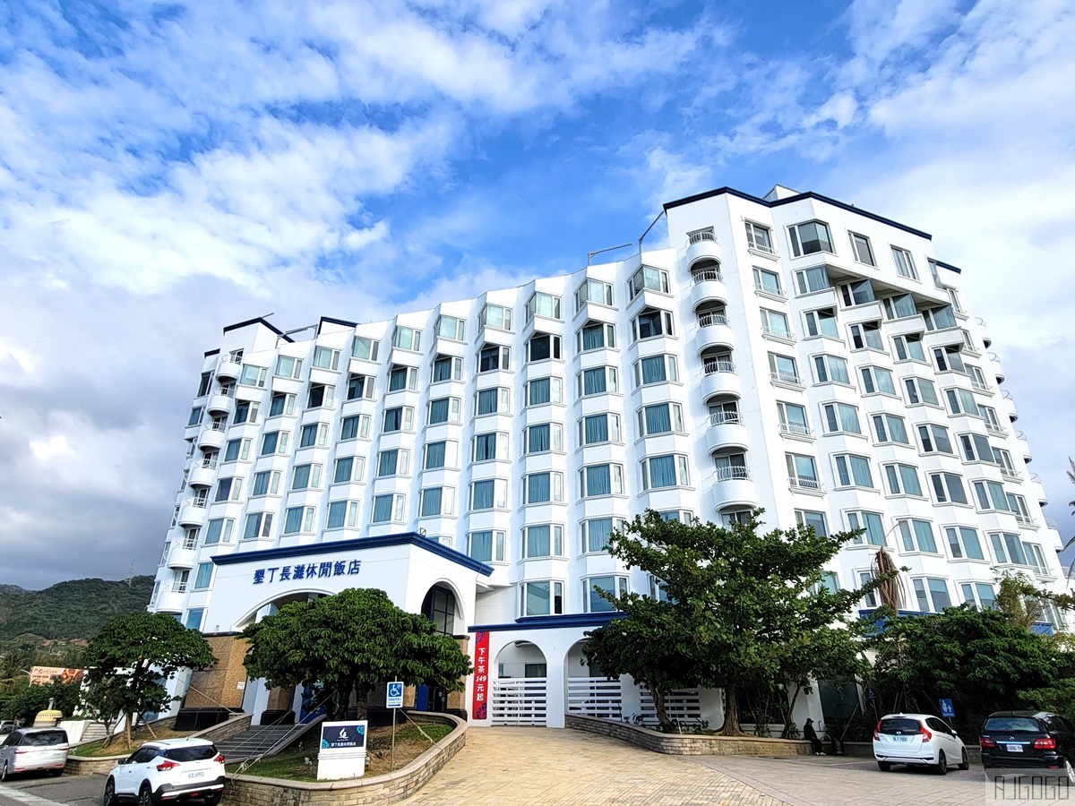 即時熱門文章：2026墾丁住宿 墾丁長灘休閒飯店 愛情海雙人房、早餐 車城看海美術館 墾丁親子飯店