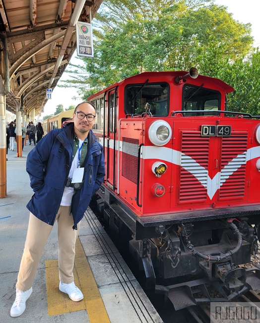 阿里山小火車怎麼搭？ 從嘉義車站搭到奮起湖車站 阿里山林鐵一日遊 嘉義景點推薦