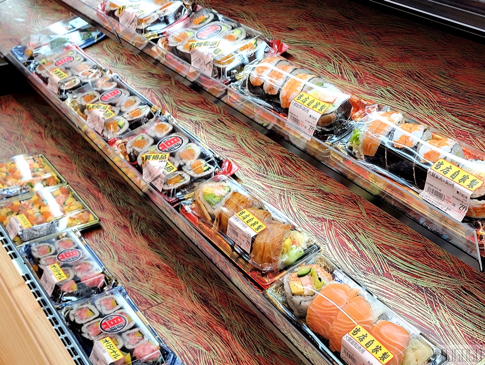 桃園美食 樂比亞桃園春日店 JC Park日系超市 打烊前5折優惠還不錯 桃園美食 樂比亞桃園春日店 JC Park日系超市 打烊前5折優惠還不錯