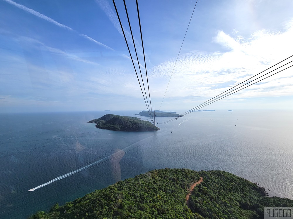 越南旅遊 富國島景點 富國島太陽世界自然公園 世界最長跨海纜車 前進Aquatopia水樂園