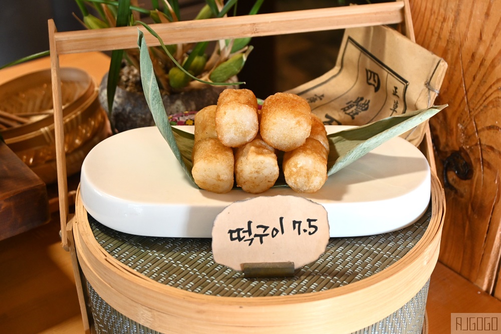 2026釜山自由行 韓屋咖啡廳 Ha:nok 甜點花俏好吃 釜山美食