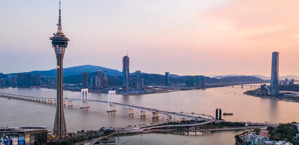 2026澳門美食 澳門旅遊塔午餐吃到飽 360&deg;旋轉餐廳午餐菜色+觀景台門票便宜買 @AJ的旅行地圖
