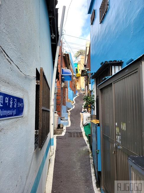 2026釜山自由行 白淺灘文化村 岩壁上的海景壁畫村落 釜山海景咖啡廳
