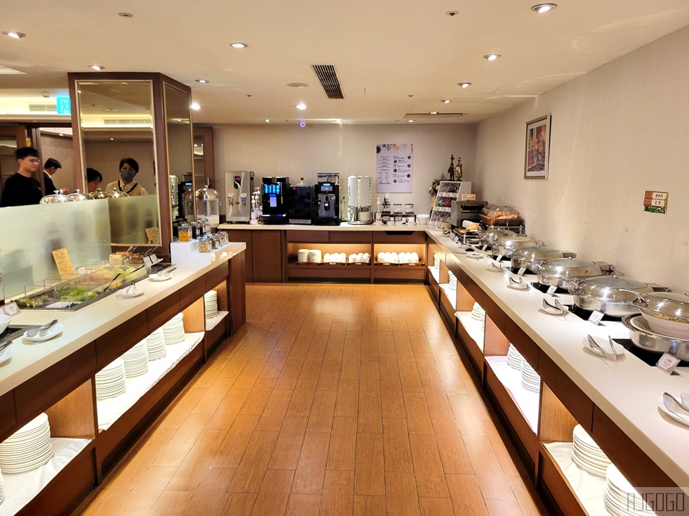 2026台南住宿 台南富華大飯店 日系商務飯店 豪華雙人房、早餐、停車場 台南飯店