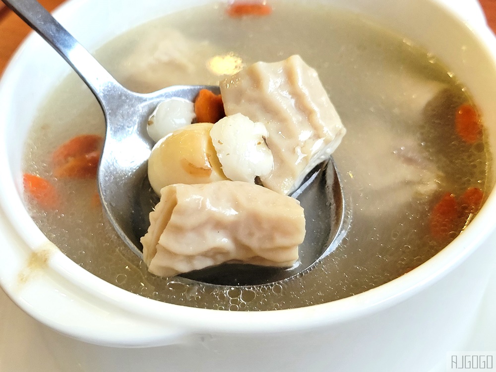 2026台南住宿 台南富華大飯店 日系商務飯店 豪華雙人房、早餐、停車場 台南飯店