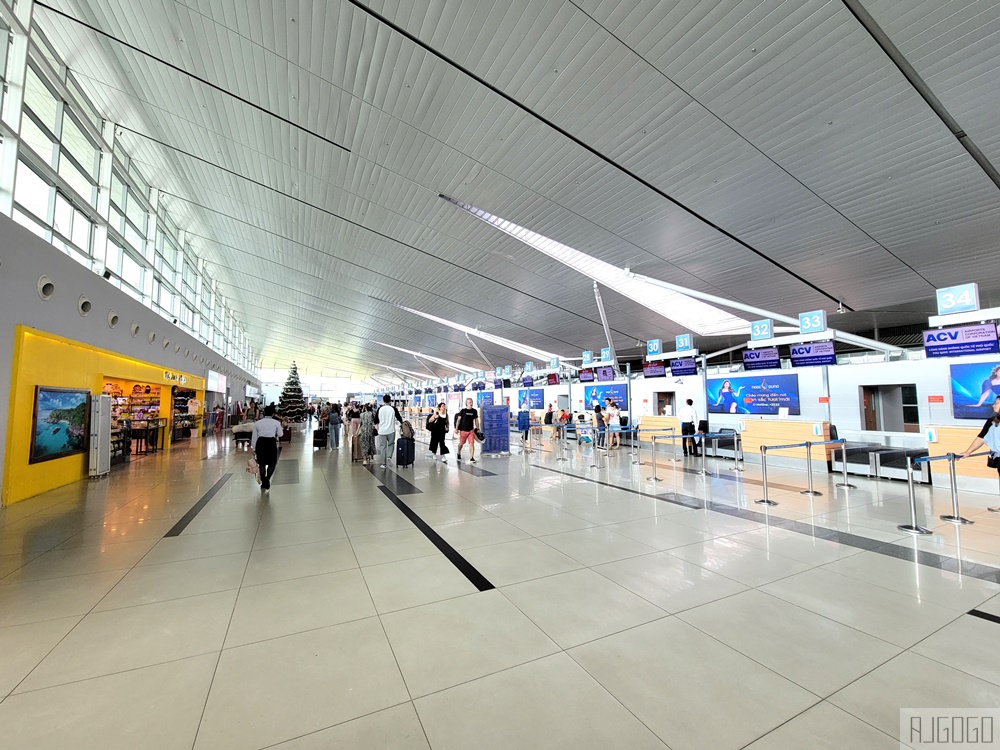 越南航空 富國島>胡志明市>桃園 經濟艙飛機餐 開箱VN1824/VN570