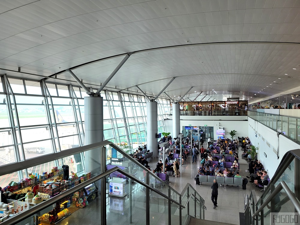 越南航空 富國島>胡志明市>桃園 經濟艙飛機餐 開箱VN1824/VN570
