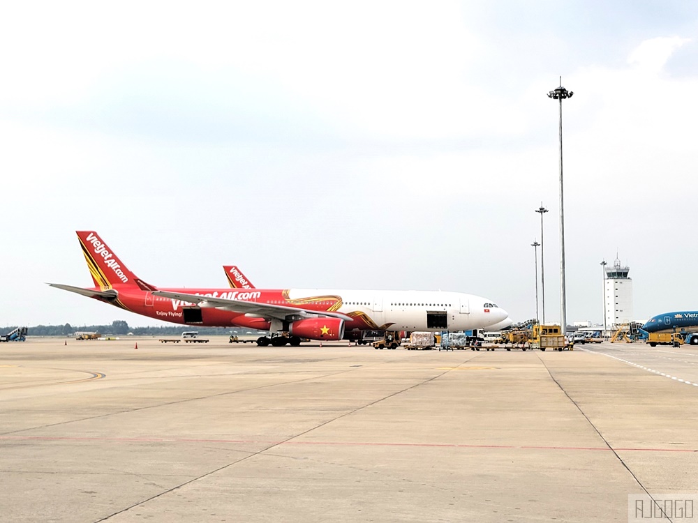 越南航空 富國島>胡志明市>桃園 經濟艙飛機餐 開箱VN1824/VN570