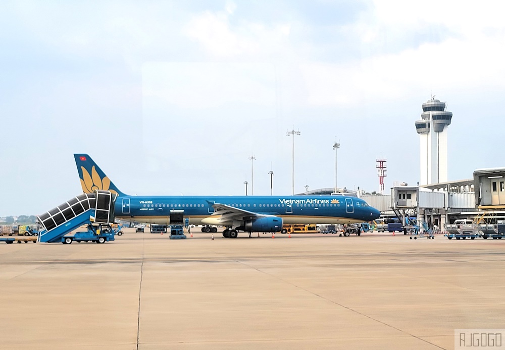 越南航空 富國島>胡志明市>桃園 經濟艙飛機餐 開箱VN1824/VN570