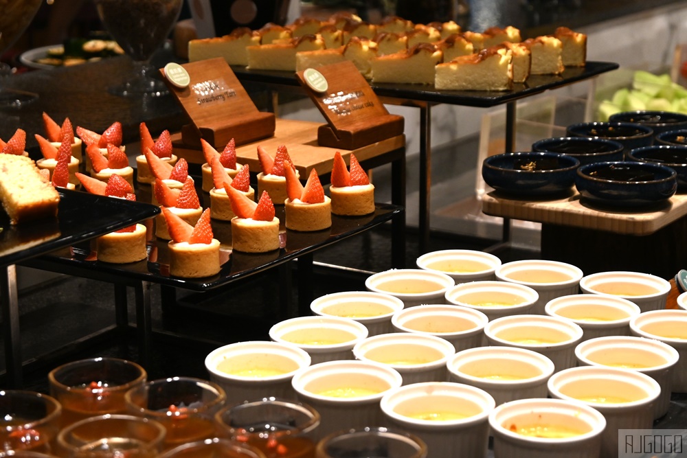 2026高雄美食 素食吃到飽 蔬食百匯 Double Veggie 假日午餐 捷絲旅高雄站前館