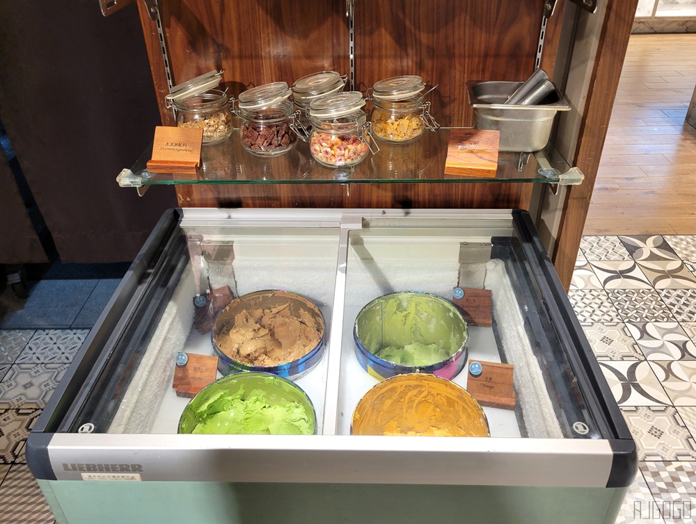 2026高雄美食 素食吃到飽 蔬食百匯 Double Veggie 假日午餐 捷絲旅高雄站前館