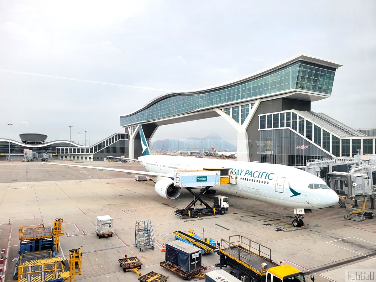 2026香港機場天際走廊觀景台 步行可到T1衛星客運廊 香港景點推薦