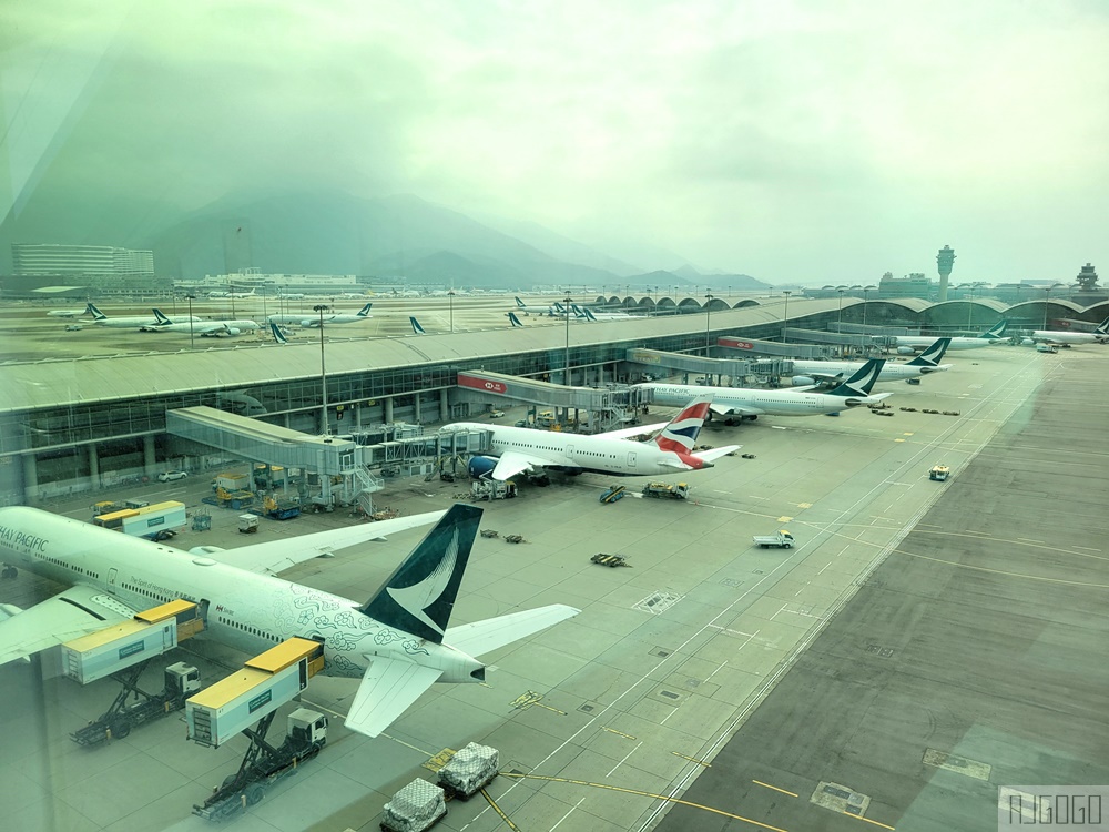 2026香港機場天際走廊觀景台 步行可到T1衛星客運廊 香港景點推薦 2026香港機場天際走廊觀景台 步行可到T1衛星客運廊 香港景點推薦