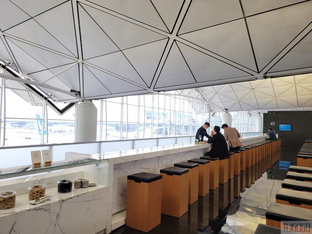 寰宇堂 國泰航空貴賓室 來長堤吧喝一杯 寰宇堂 國泰航空貴賓室 來長堤吧喝一杯