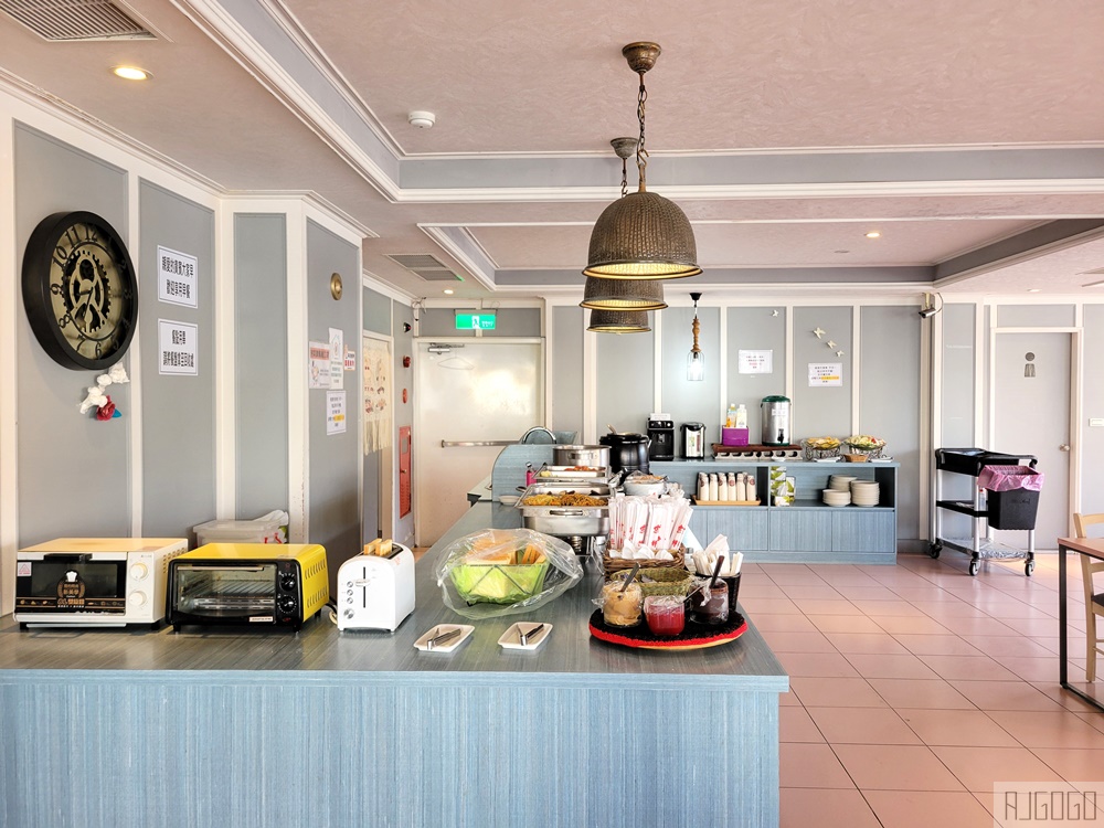 2026嘉義住宿 萬泰大飯店 停車場、早餐、標準雙人房 便宜嘉義飯店 2026嘉義住宿 萬泰大飯店 停車場、早餐、標準雙人房 便宜嘉義飯店