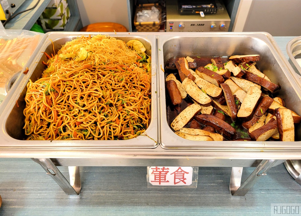 2026嘉義住宿 萬泰大飯店 停車場、早餐、標準雙人房 便宜嘉義飯店 2026嘉義住宿 萬泰大飯店 停車場、早餐、標準雙人房 便宜嘉義飯店