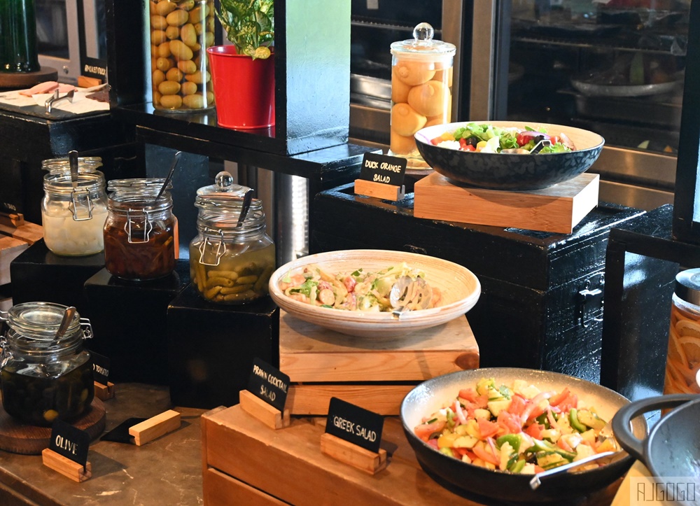 曼谷住宿 曼谷SO/酒店 曼谷吃到飽推薦 週日早午餐 帝王蟹腳、鵝肝吃到飽 REDOVEN升級版自助餐饗宴