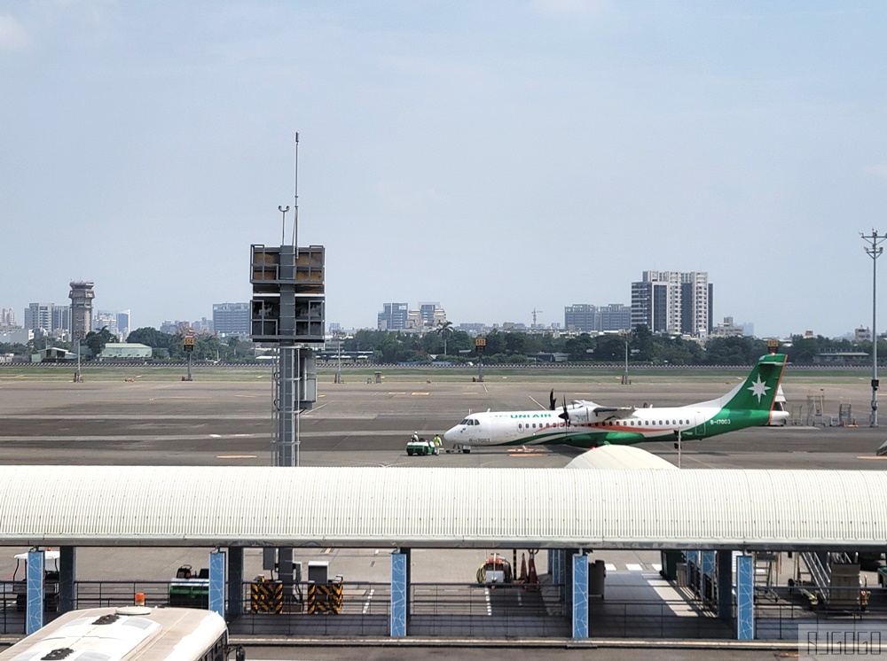 華信航空 高雄-金門 經濟艙飛機餐 ATR72-600 金門旅遊
