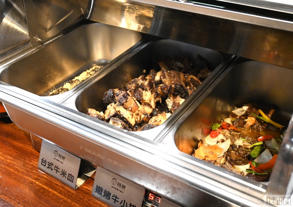 2026金門美食 圓頭溫體全牛火鍋自助吃到飽 / 溫體牛肉麵 金門旅遊