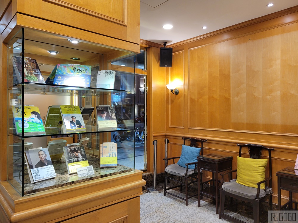 2026高雄住宿 旅居文旅高雄七賢館 高雄飯店推薦 高級雙人房、早餐、停車場
