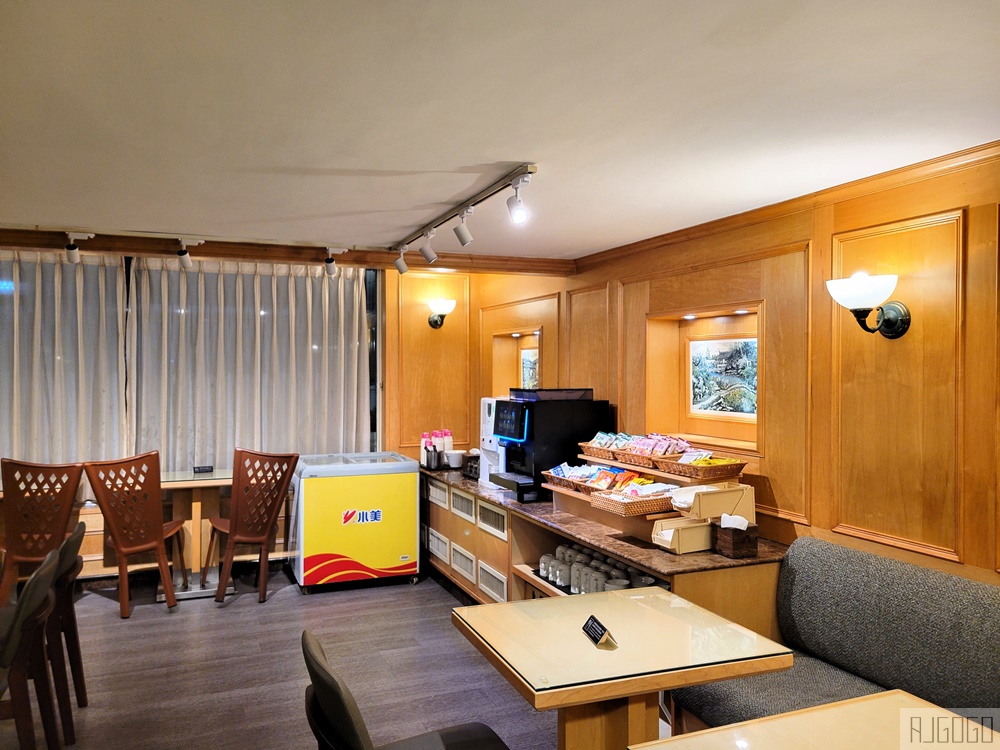 2026高雄住宿 旅居文旅高雄七賢館 高雄飯店推薦 高級雙人房、早餐、停車場