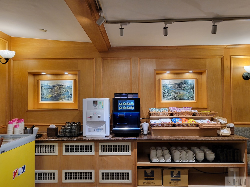 2026高雄住宿 旅居文旅高雄七賢館 高雄飯店推薦 高級雙人房、早餐、停車場