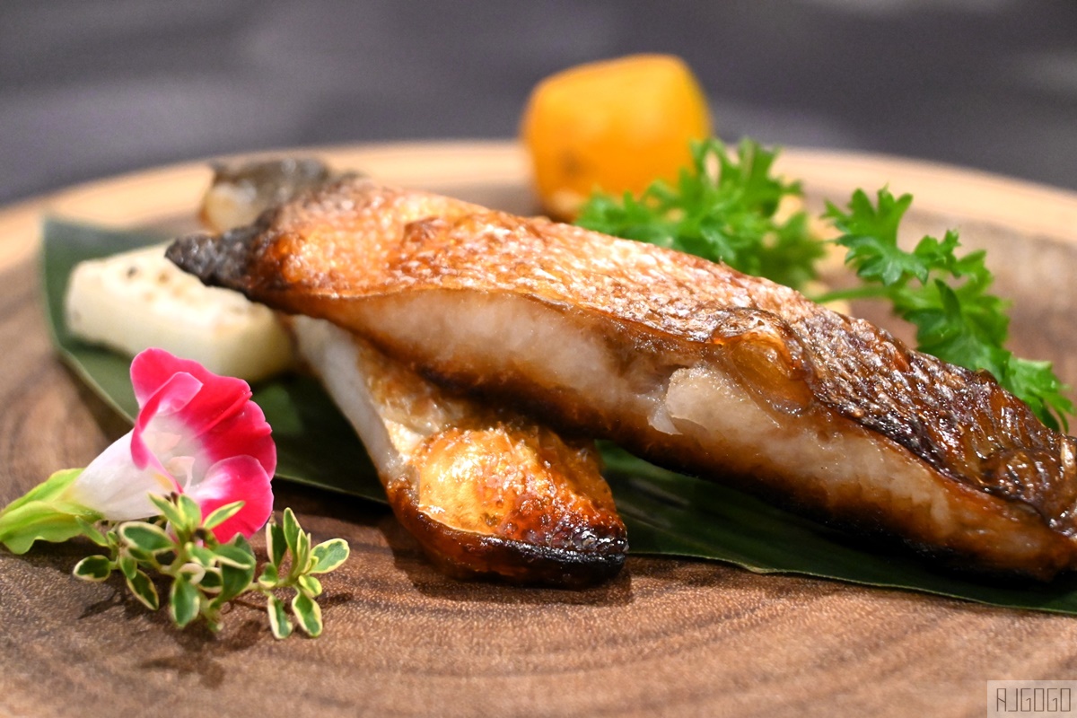 2026金門美食 海角之東36 隱身在小漁村裡的私廚料理 直火燒烤牛排 海陸雙享受 @AJ的旅行地圖