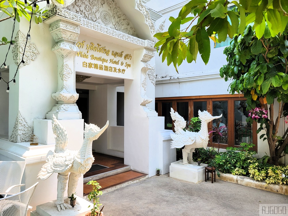 2026清邁自由行 清邁白色精品SPA飯店 古城外便宜飯店 雙人房、早餐