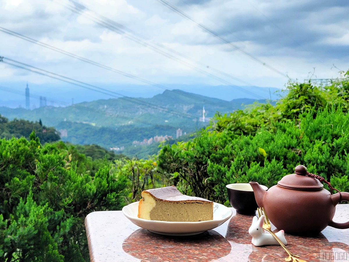 2026台北美食 貓空晨曦茶坊 不限時景觀茶館 沏茶吃甜點 @AJ的旅行地圖