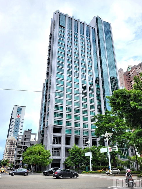 2026高雄住宿 高雄然一酒店 然一翡世之選飯店 萬豪集團 市景雙床房、早餐