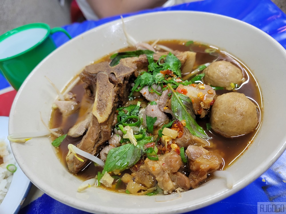 高雄美食 大城老船麵 道地泰國料理 泰國街頭氣氛100分 高雄美食 大城老船麵 道地泰國料理 泰國街頭氣氛100分