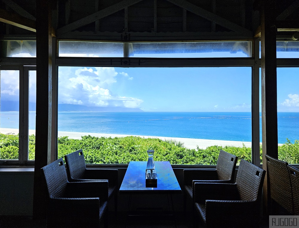 花蓮美食 原野牧場 七星潭海景咖啡廳 羊奶咖啡與羊奶吐司好吃