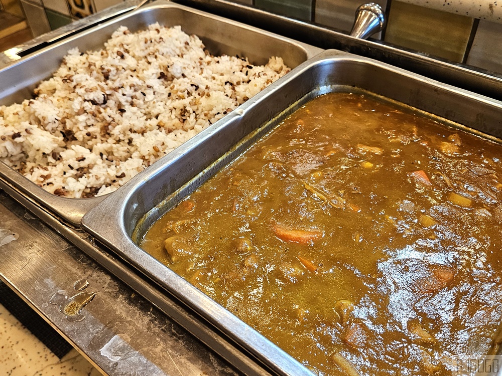 台東美食 娜路彎大酒店 中庭咖啡廳 平日晚餐吃到飽 台東旅遊推薦