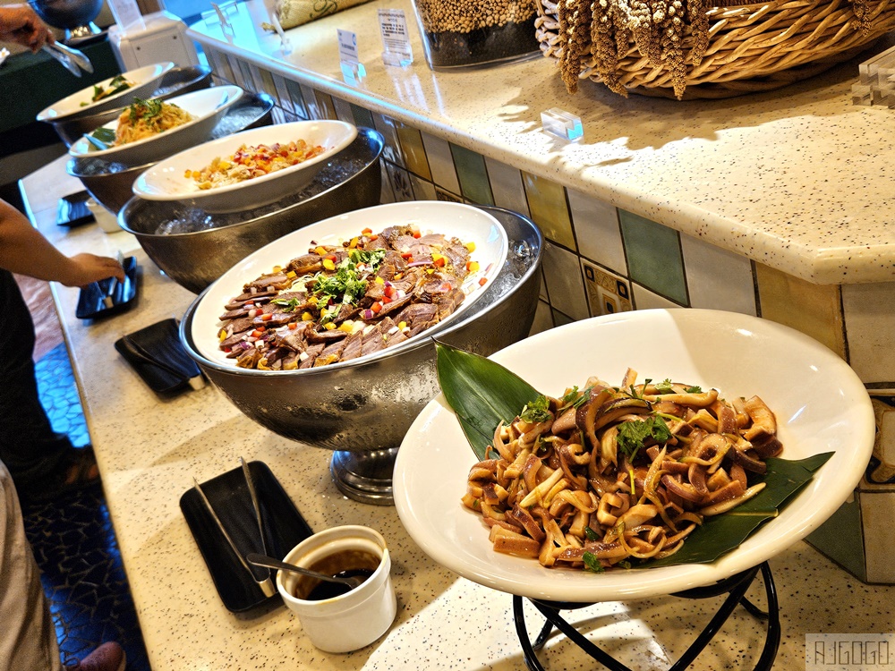 台東美食 娜路彎大酒店 中庭咖啡廳 平日晚餐吃到飽 台東旅遊推薦
