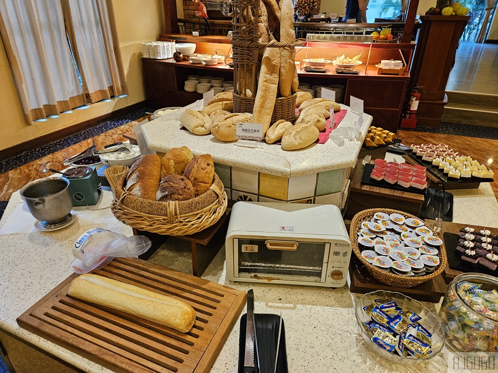 台東美食 娜路彎大酒店 中庭咖啡廳 平日晚餐吃到飽 台東旅遊推薦