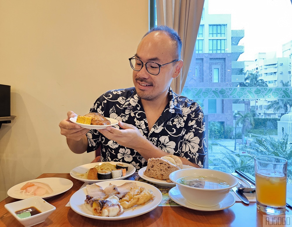 台東美食 娜路彎大酒店 中庭咖啡廳 平日晚餐吃到飽 台東旅遊推薦