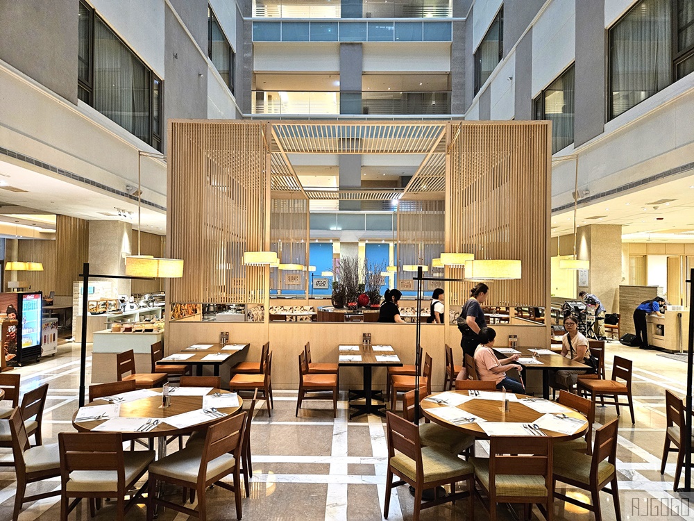 2026台東美食 知本世紀金聯酒店 四季西餐廳 晚餐吃到飽