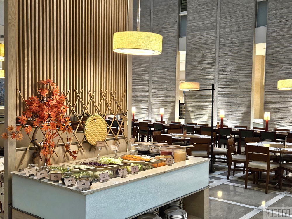 2026台東美食 知本世紀金聯酒店 四季西餐廳 晚餐吃到飽