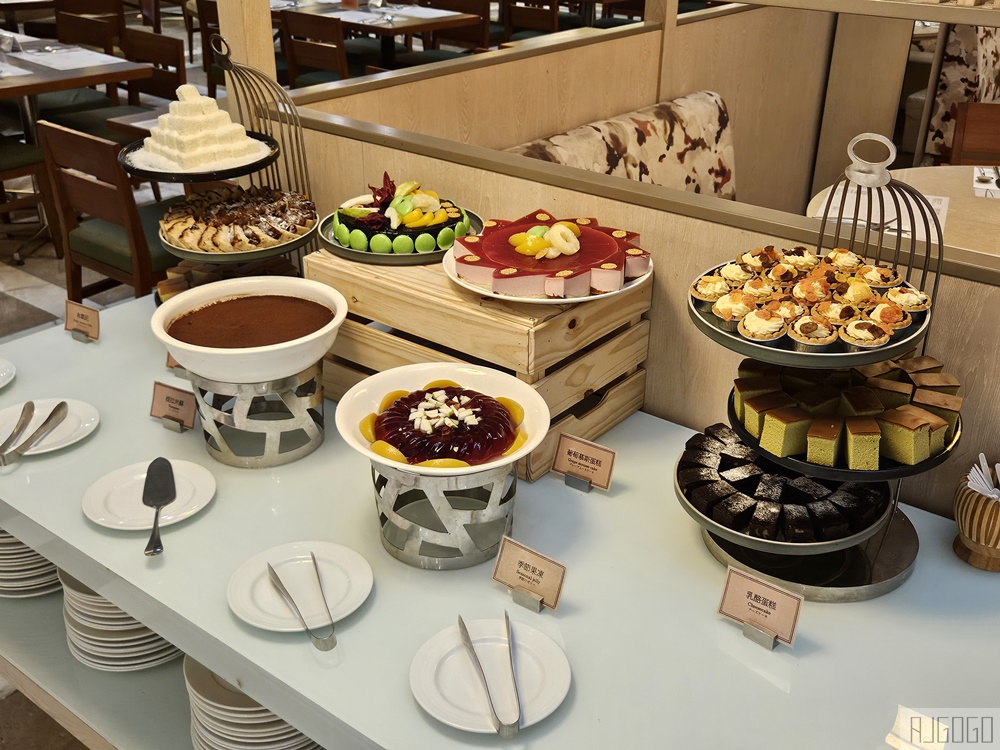 2026台東美食 知本世紀金聯酒店 四季西餐廳 晚餐吃到飽
